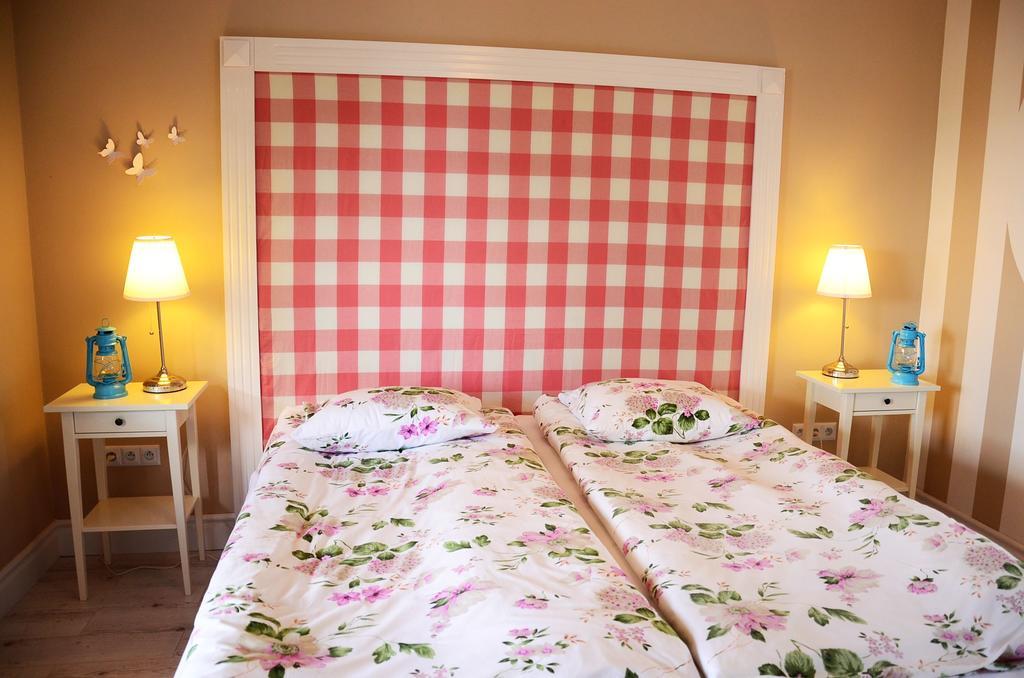 Stare Sady Chillout Rooms "Pod Jabloniami" Mikołajki 部屋 写真
